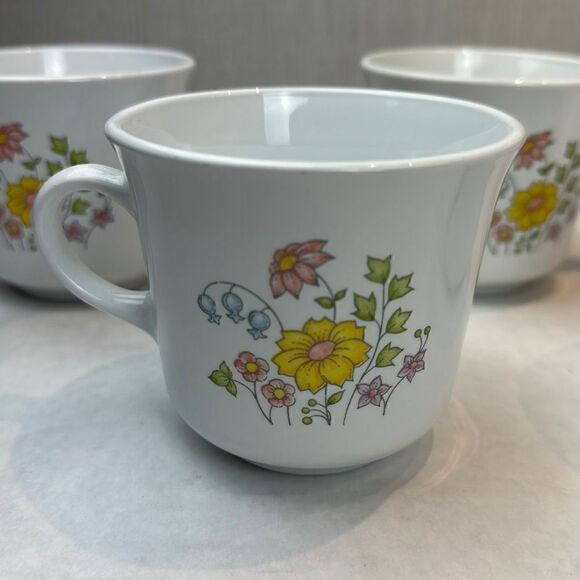 Vtg Corelle Corning Spring Bloom Meadow Coffee Cups Set 5 Tea Flowers 8 oz - Picture 3 of 8